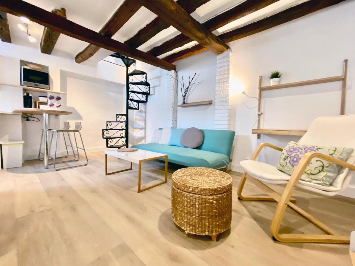 Charming Gran Via Attic Apartment Madrid