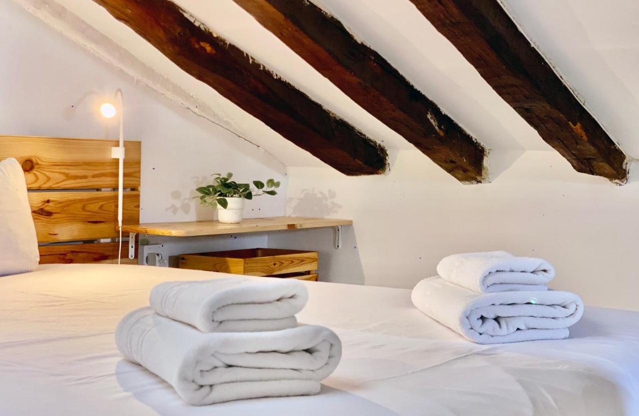 Charming Gran Via Attic Apartment