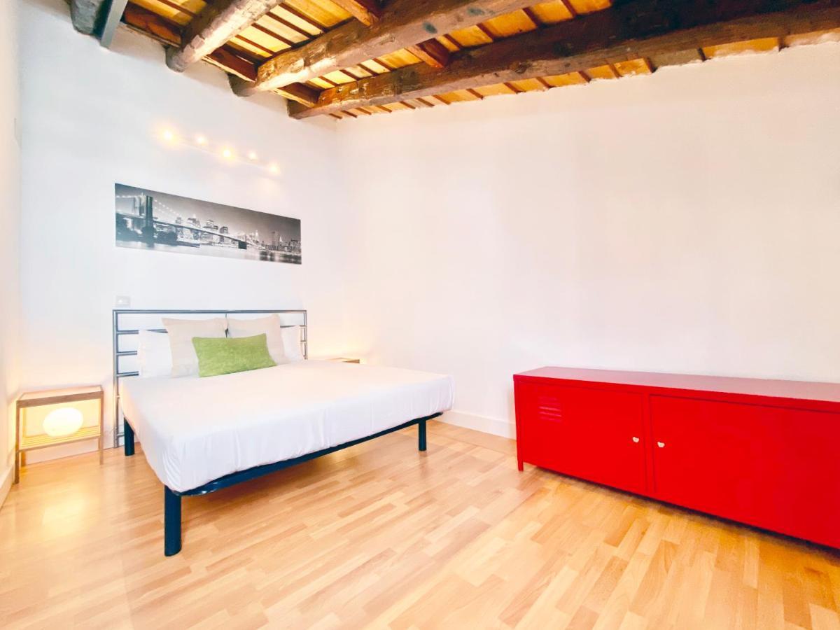 Charming Gran Via Attic Apartment