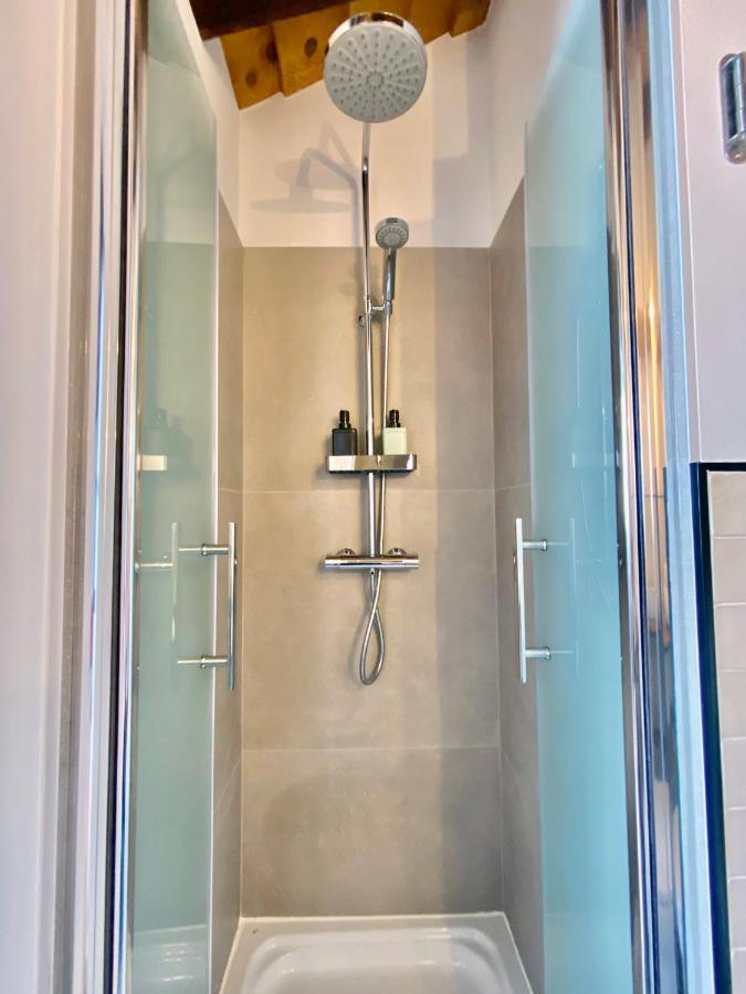 Charming Gran Via Attic Apartment Madrid