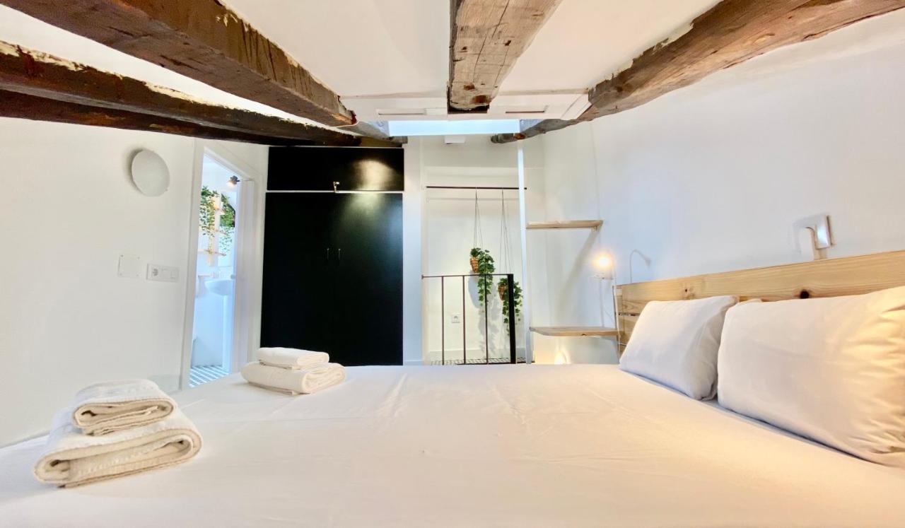 Charming Gran Via Attic Apartment
