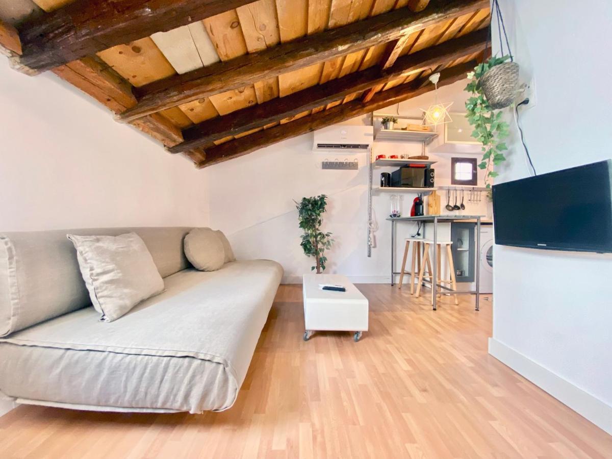 Apartment Charming Gran Via Attic Madrid