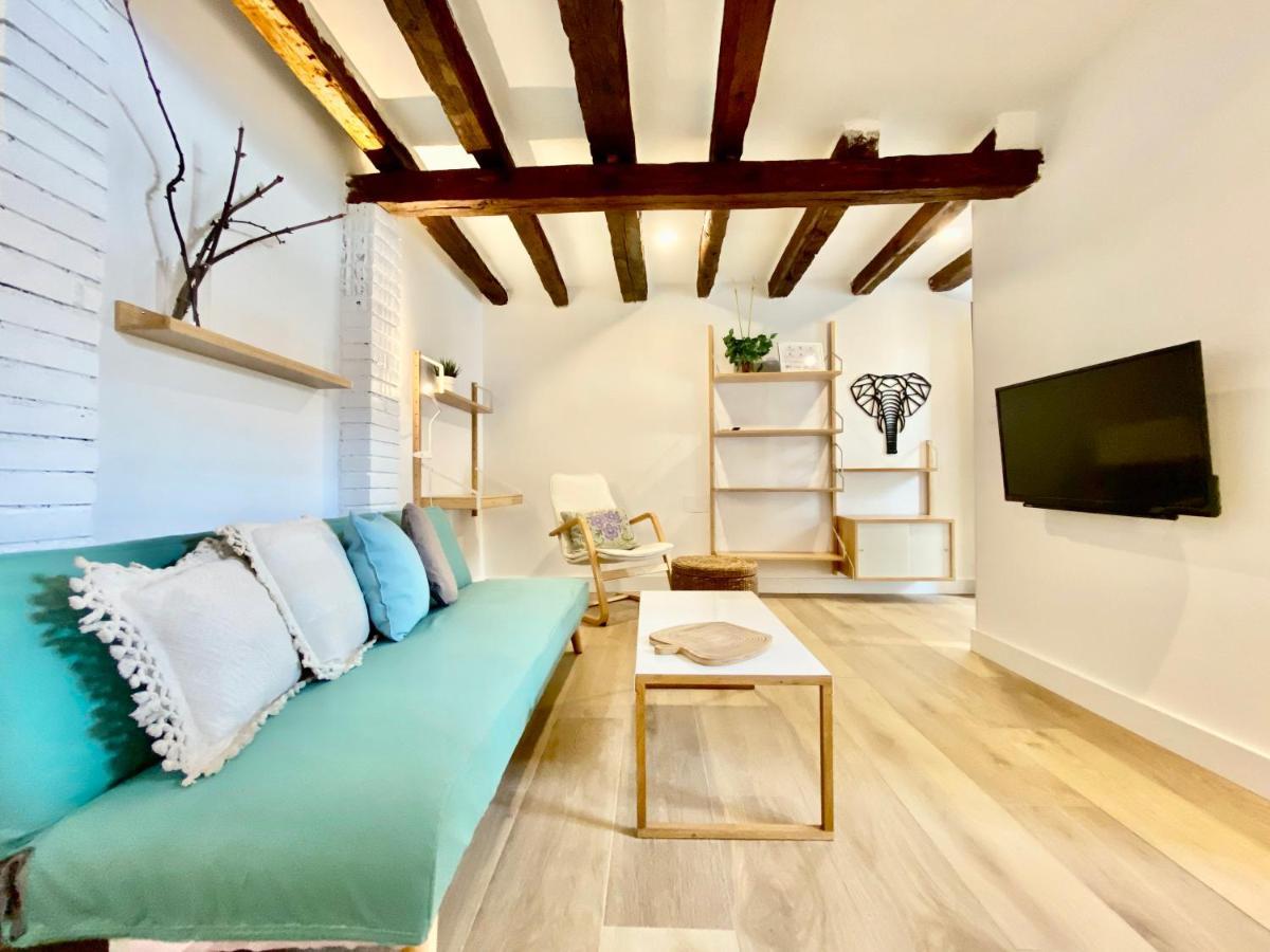 Charming Gran Via Attic Apartment
